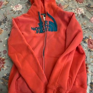 Northface women’s hoodie